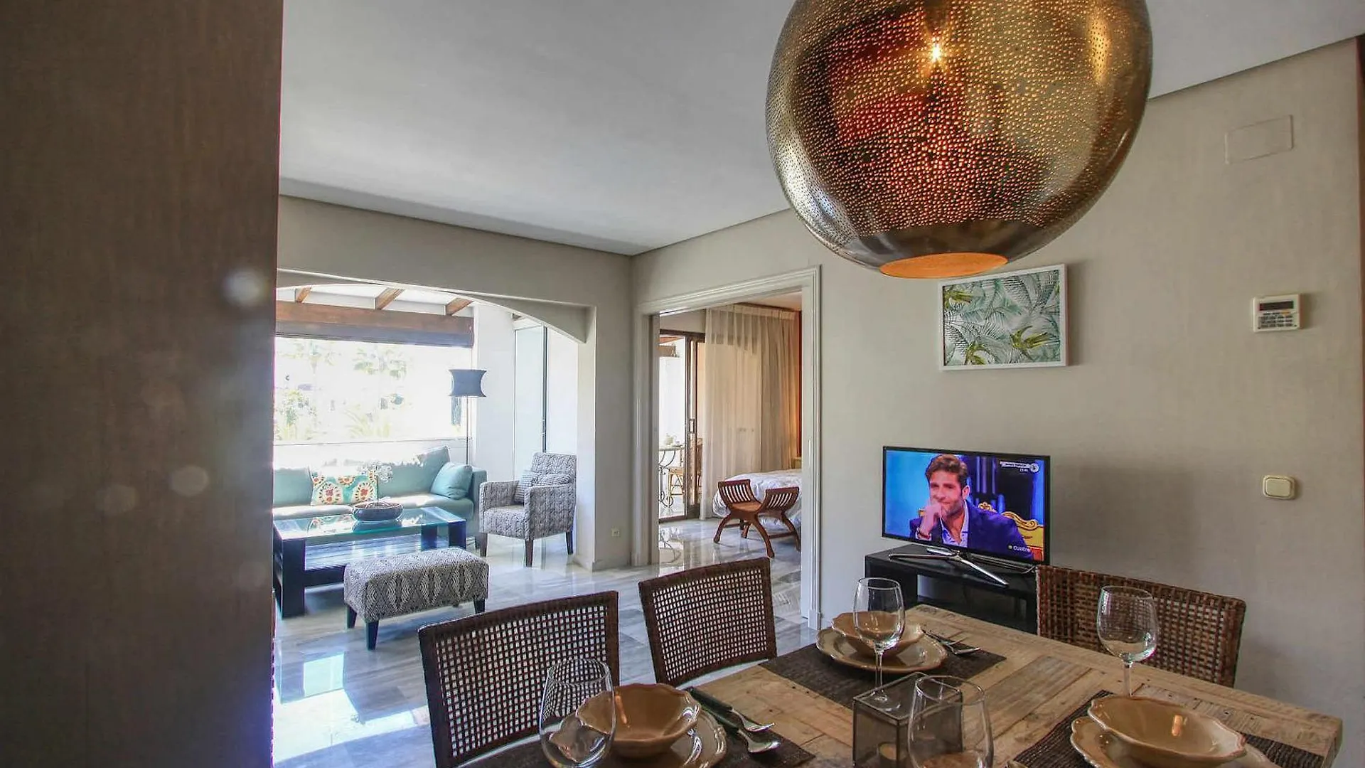 1081 Beachfront Penthouse Jacuzzi Roofterace Lounge Wifi Marbella 0*,