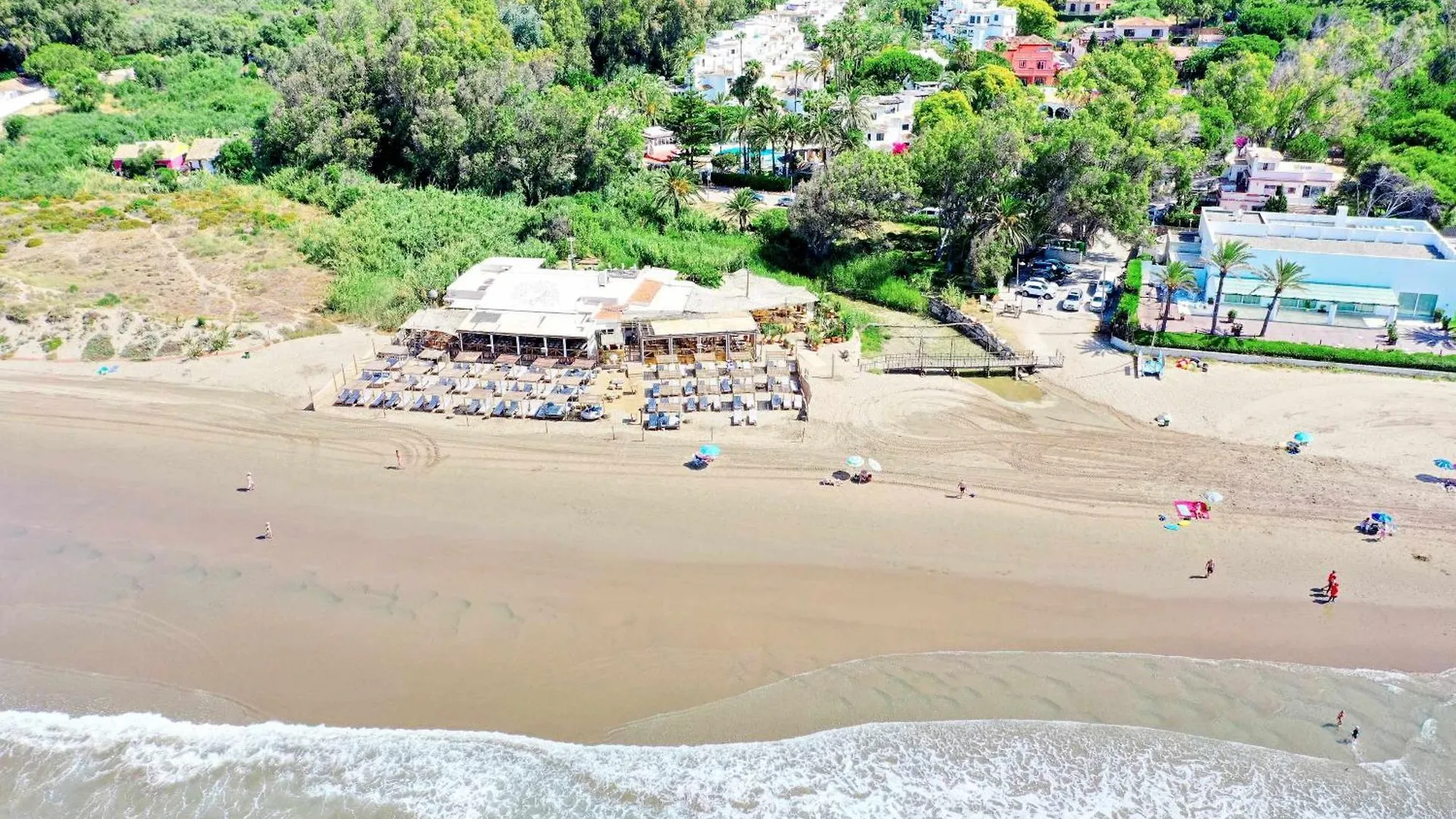 1081 Beachfront Penthouse Jacuzzi Roofterace Lounge Wifi Marbella 0*,  Spain